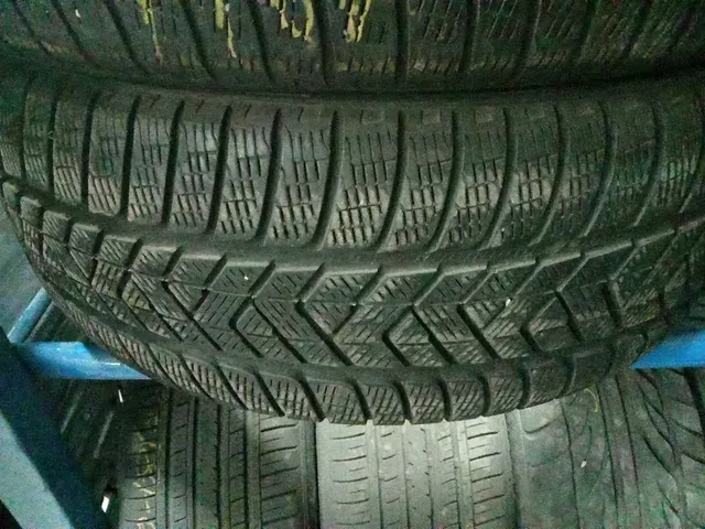 255/55R20/110V invierno