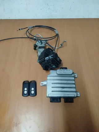 Cerradura y Centralita Honda Forza 125 (2021)