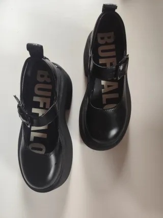 Merceditas con plataforma Buffalo Vicious