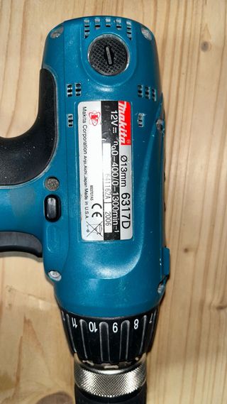 Atornilladores Makita 12V (2uds) + Cargador