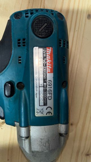 Atornilladores Makita 12V (2uds) + Cargador