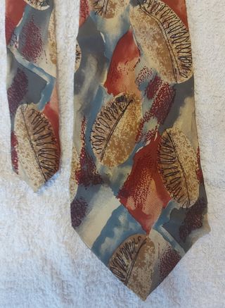 Cravatta Tiziana Bossi fantasia geometrica