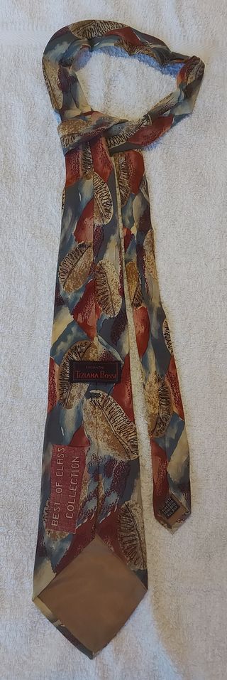 Cravatta Tiziana Bossi fantasia geometrica