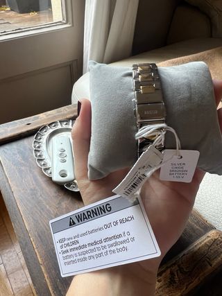 Reloj Guess Bicolor Oro/Plata Nuevo