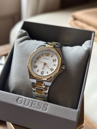 Reloj Guess Bicolor Oro/Plata Nuevo
