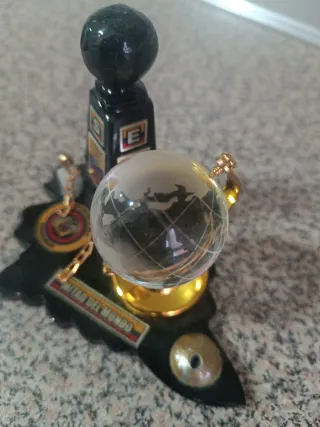 Pisapapeles Ecuador Mitad del Mundo