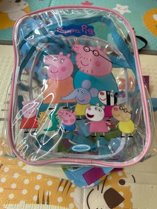 Casco y protecciones Peppa Pig niño
