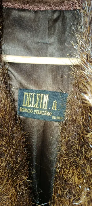 Abrigo largo de piel marrón