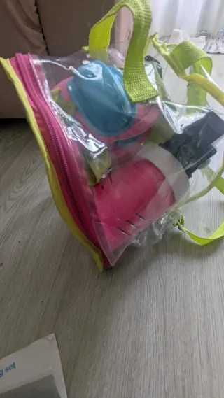 Patines infantiles ajustables y protecciones