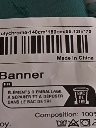 Tovaglia natalizia con alberi e fiocchi di neve