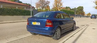 Opel Astra 2004