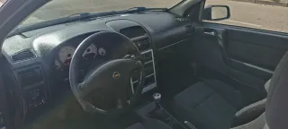 Opel Astra 2004