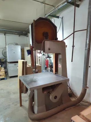 Sierra de carpintero profesional