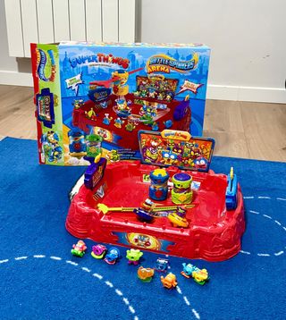 SuperThings Battle Spinners Arena + 9 Extras