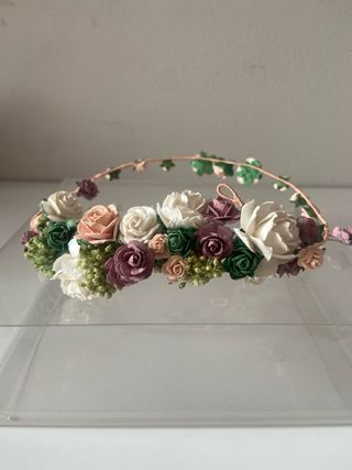 Corona floral artesanal (Coconut)