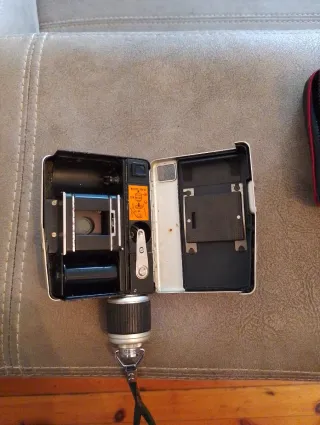 Cámara Canon Dial 35 Plata