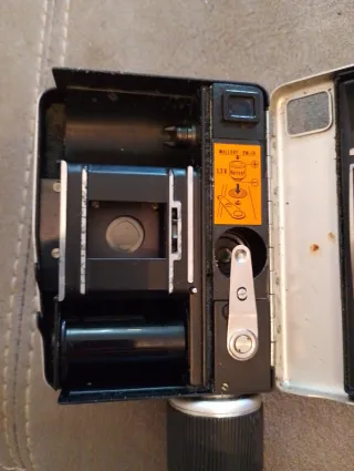 Cámara Canon Dial 35 Plata