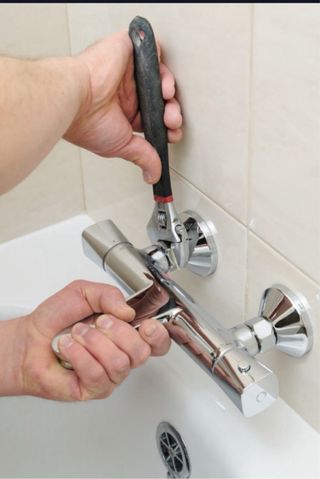 Fontanero de confianza para cambios y reparaciones