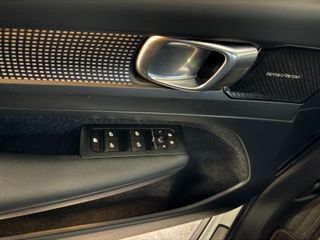 Volvo XC40 R-DESIGN AWD 2.0 D4 190Cv