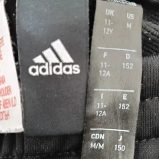 Pantalón chándal Adidas Negro.