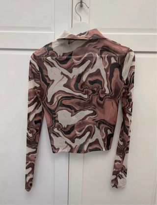 Camisa fina estampada manga larga