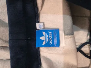 Pantalón chándal Adidas invierno gris