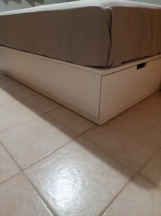 Cama Nordli 140x200 con almacenaje, colchón aparte