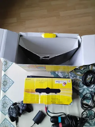 PlayStation 2 Edición Singstar Pop