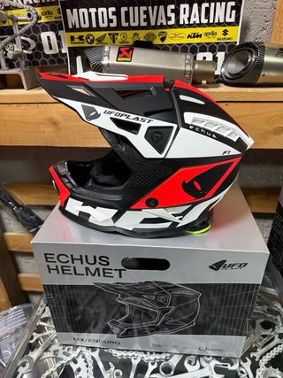 Casco Cross UFO Echus Fibra Vidrio