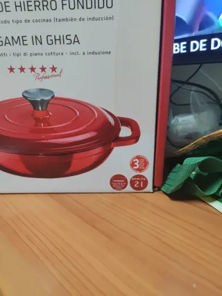 Olla Ernesto Hierro Fundido Roja 2L