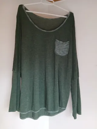 Camiseta verde manga larga T/44