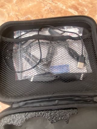 Drone Negro con Control Remoto y Estuche