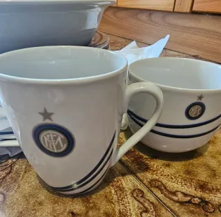 Set Inter Porcellana 8 piatti+2 tazze