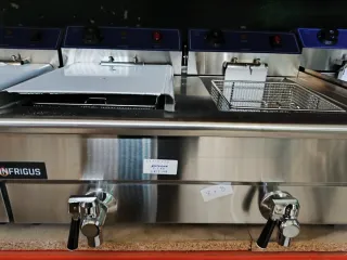 FREIDORA ELECTRICA DE 13+13 L CAP TOTAL