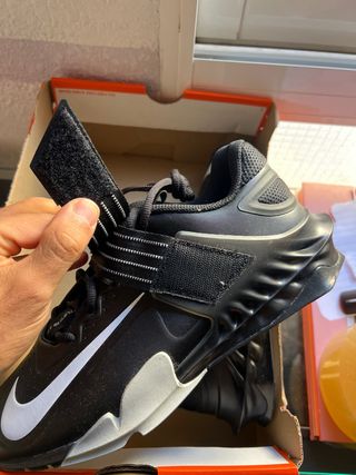 Zapatilla Nike Negra