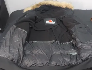 Chaqueta Zavetti Canada Negra