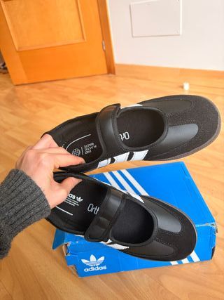 Zapatillas Adidas Samba Mary Jane Negro Blanco