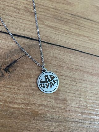 Collar Bad Gyal plateado