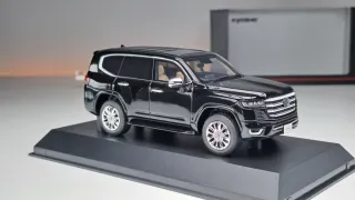Toyota Land Cruiser ZX 1:43 Kyosho