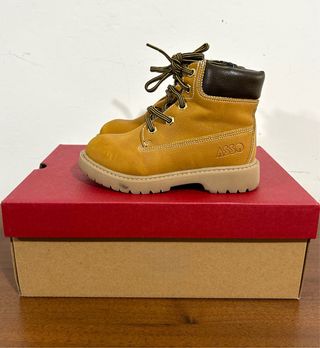 Scarponcino ocra da bambino Asso