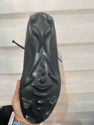 Botas de fútbol Nike negras