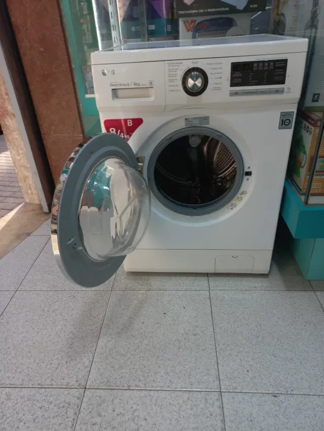 Lavadora Secadora LG Direct Drive 8/4kg RPM.1400