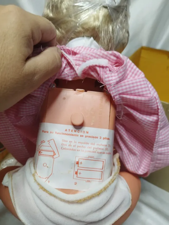 Antigua muñeca Baby Pon