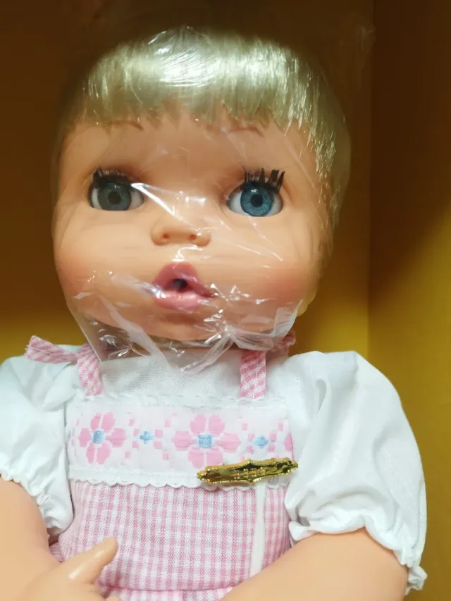 Antigua muñeca Baby Pon