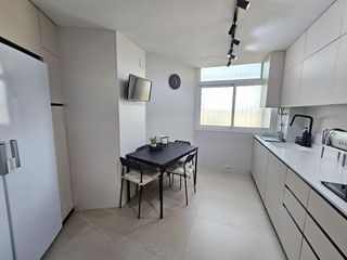Piso en venta en El Cónsul - Ciudad Universitaria en Málaga
