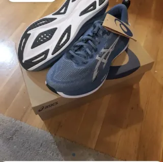 Zapatillas ASICS Azules y Blancas