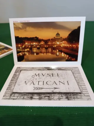 Veinte postales de El Vaticano.