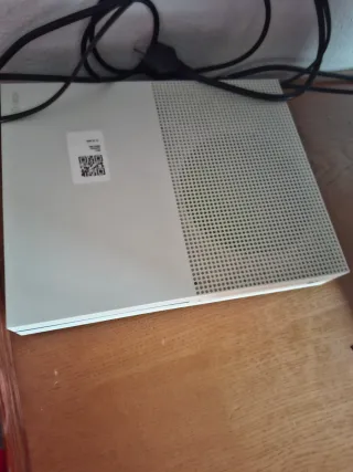 Xbox One S Blanca