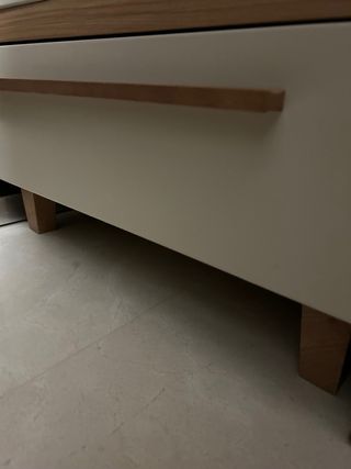 Mesita de noche 2 cajones madera y beige