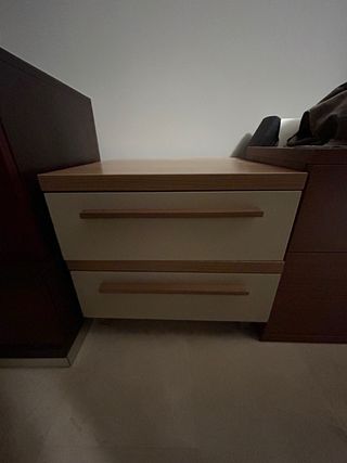 Mesita de noche 2 cajones madera y beige